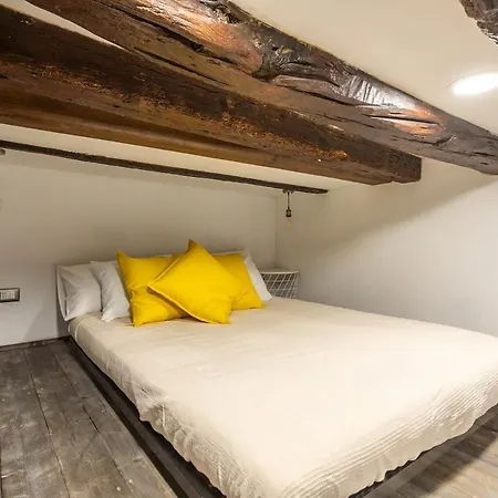 Apartment Dimora Le Due Torri - Modern Center *